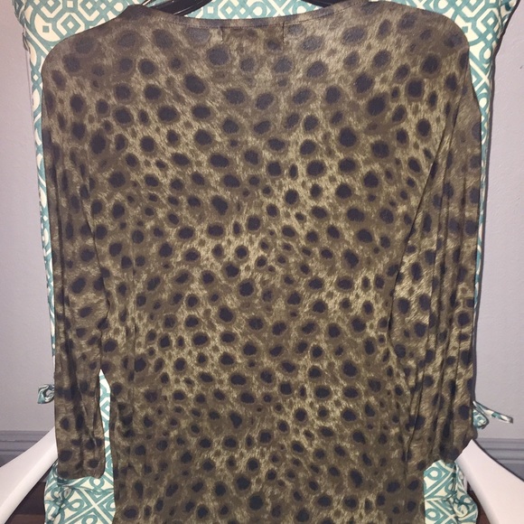 Michael Kors Exotic Animal Print 3/4 Sleeve Top - Picture 3 of 6